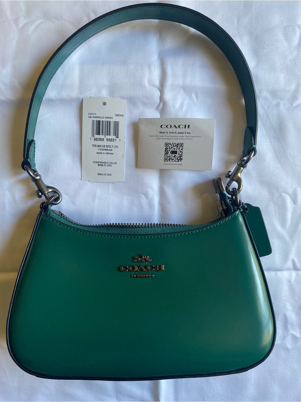 Coach Emerald Green Leather Shoulder Bag with Silver Hardware